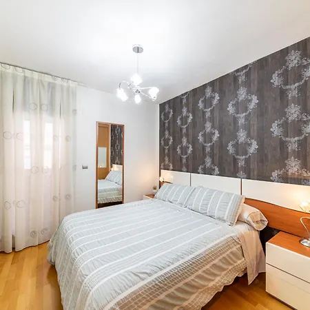 En Delicias 'hector' - Parking Incluido Apartman *